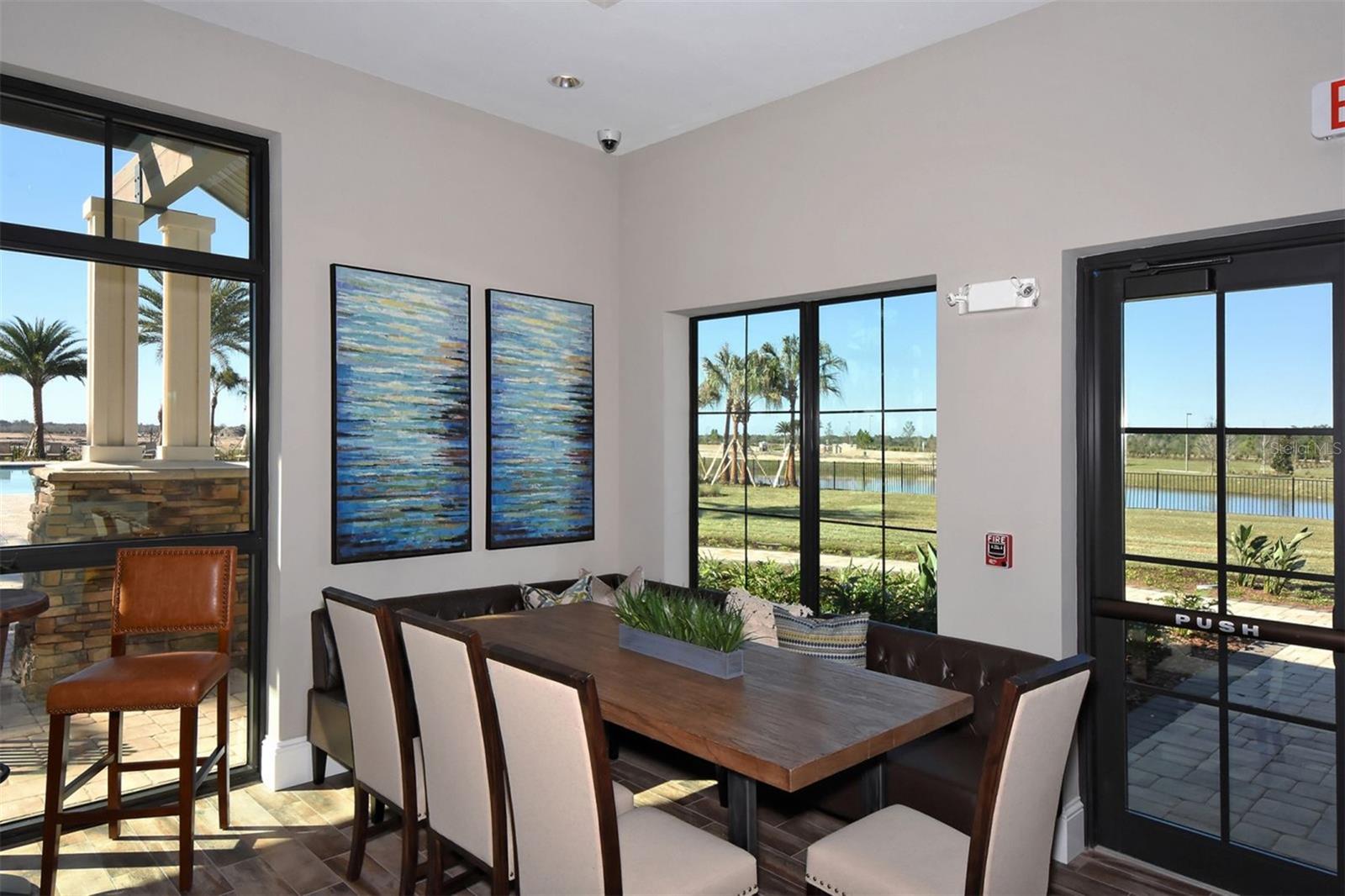 COUNTRY CLUB EAST AT LAKEWD RNCH TT - Residential