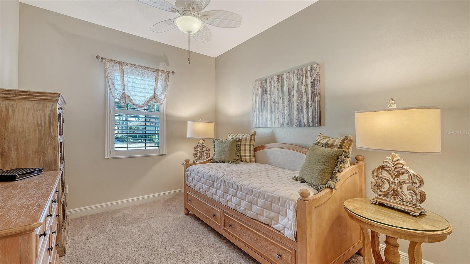 COUNTRY CLUB EAST AT LAKEWD RNCH TT - Residential