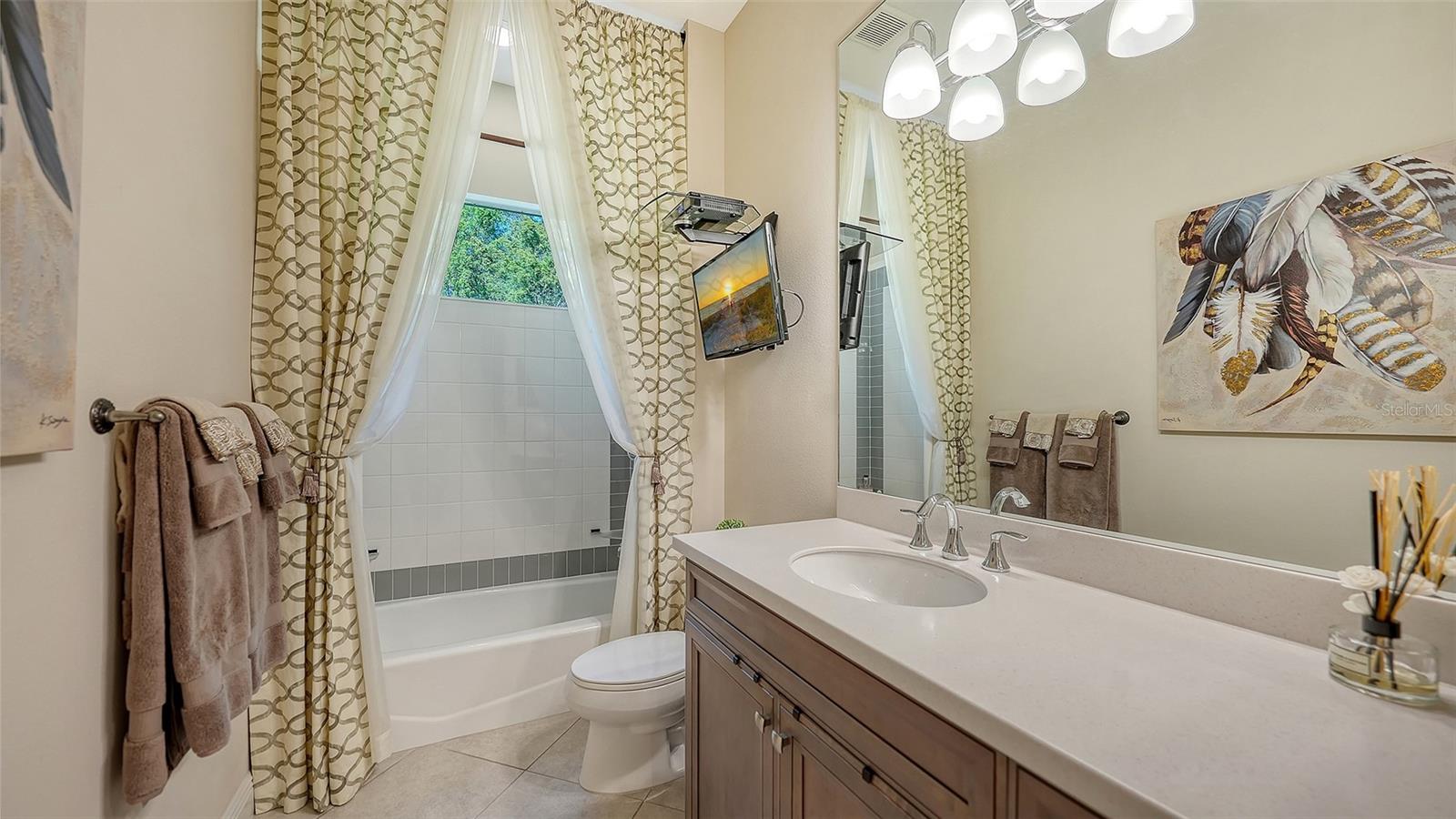 COUNTRY CLUB EAST AT LAKEWD RNCH TT - Residential