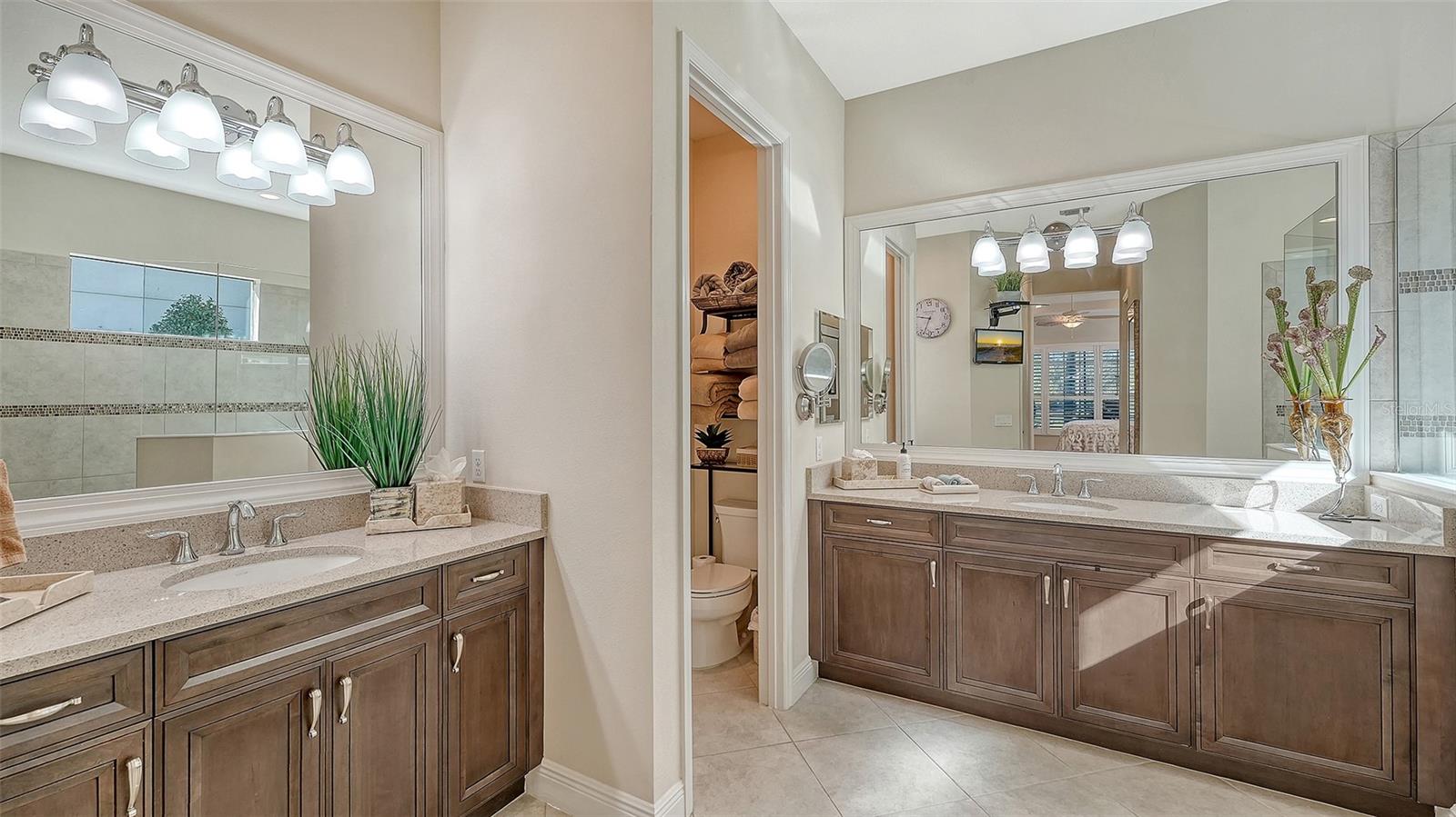 COUNTRY CLUB EAST AT LAKEWD RNCH TT - Residential