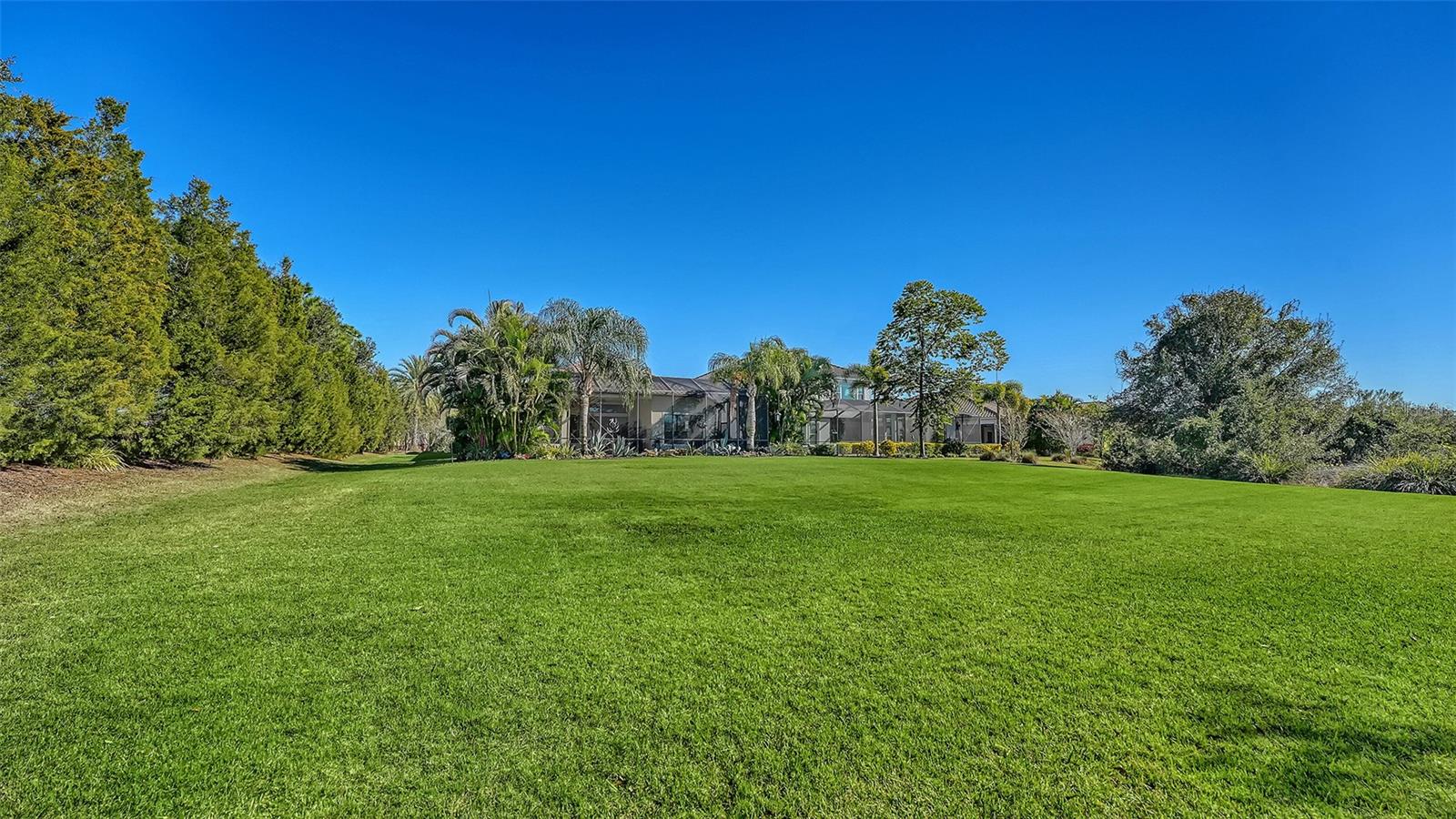 COUNTRY CLUB EAST AT LAKEWD RNCH TT - Residential