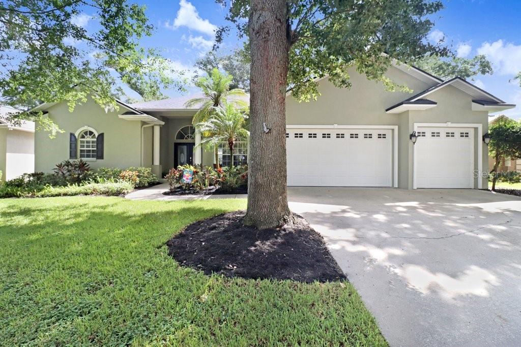 Photo of 2203 Valrico Forest Drive, Valrico, FL 33594 (MLS # TB8545166)