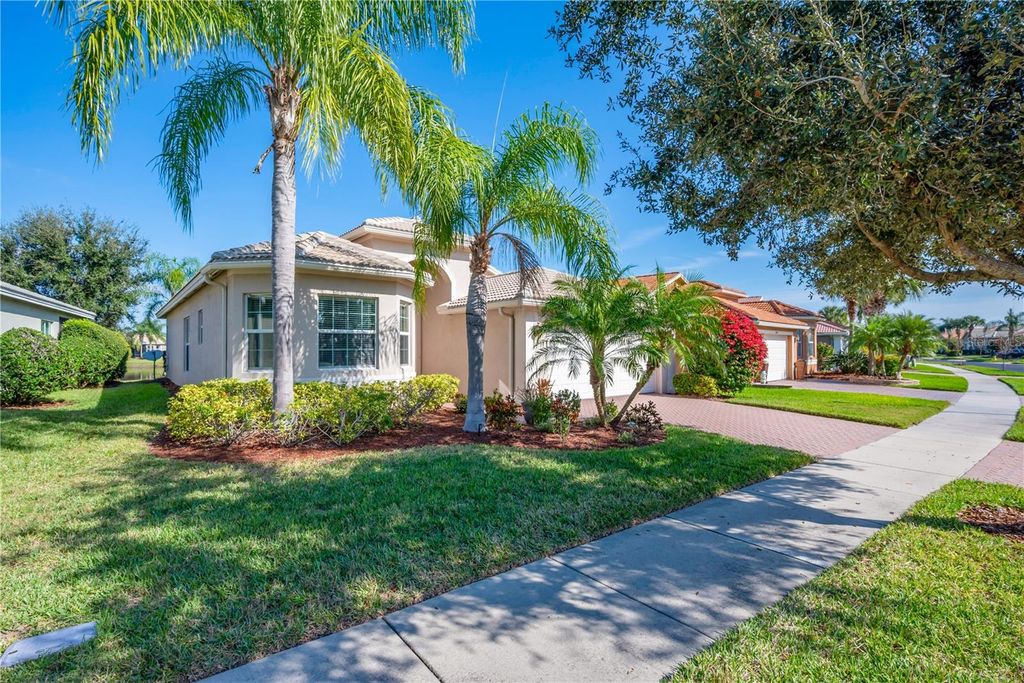 Photo of 16023 Golden Lakes Drive, Wimauma, FL 33598 (MLS # TB8456271)