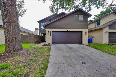 13703 SWEETWATER COVE PLACE TAMPA FL 33613