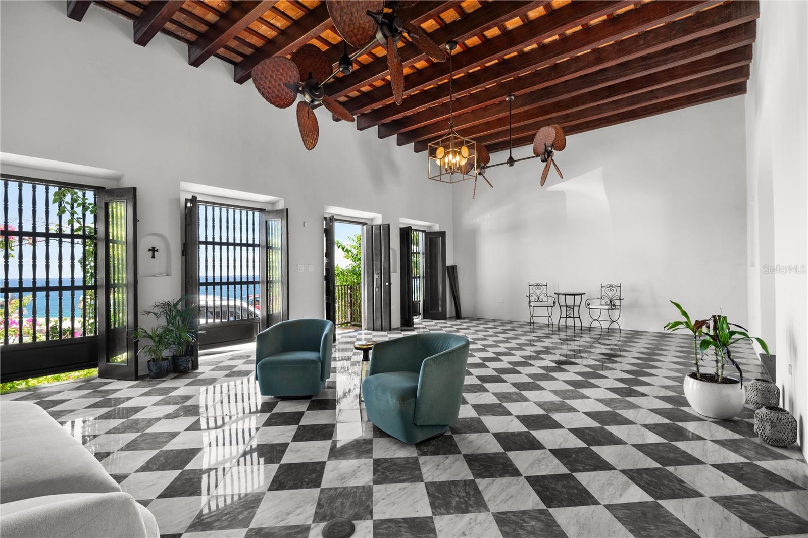 254 NORZAGARAY - Residential