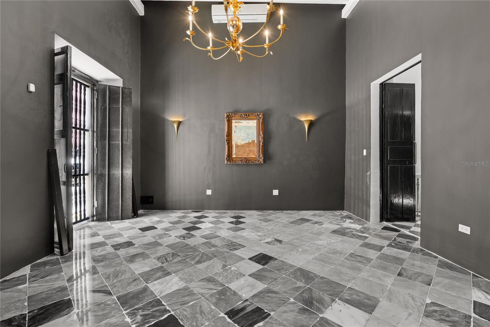 254 NORZAGARAY - Residential