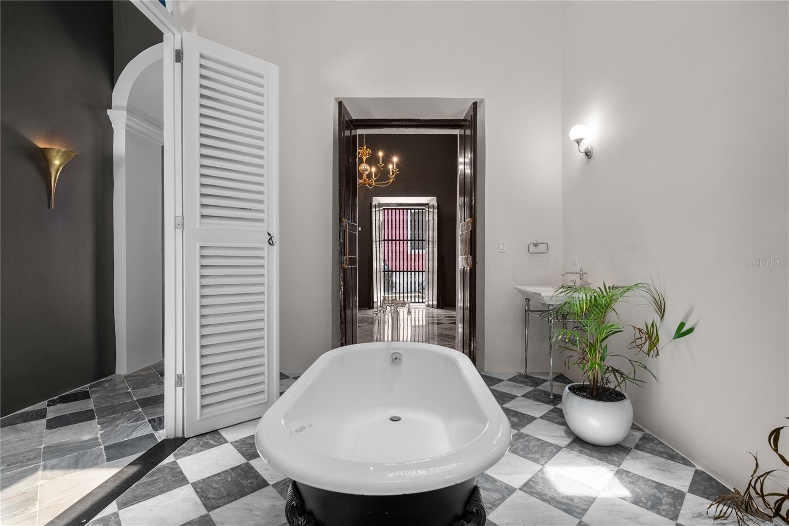 254 NORZAGARAY - Residential