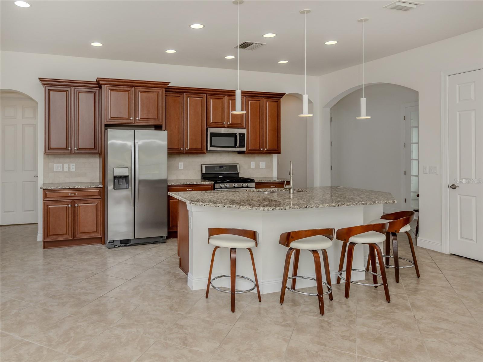 VENETIAN GOLF & RIVER CLUB PH 7 - Residential