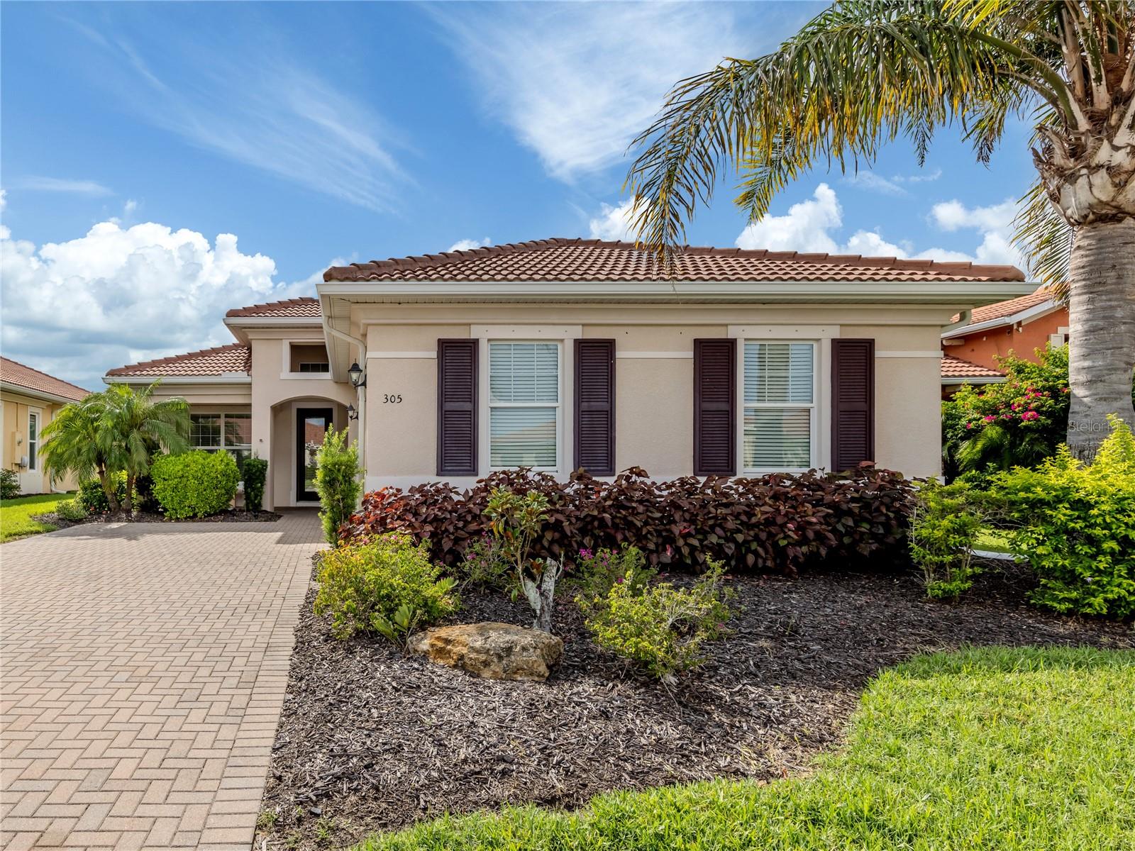 305 SAVONA WAY