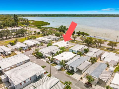 Photo of 800 32nd Avenue S #727, St Petersburg, FL 33705 (MLS # S5151972)