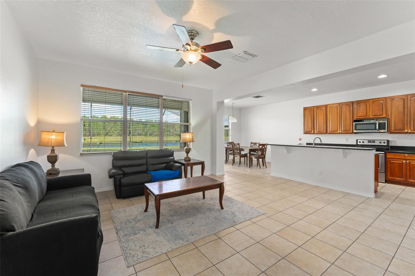 SUNRISE LAKES PH III - Residential