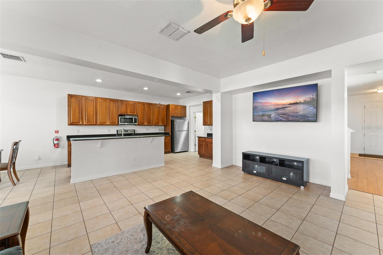 SUNRISE LAKES PH III - Residential