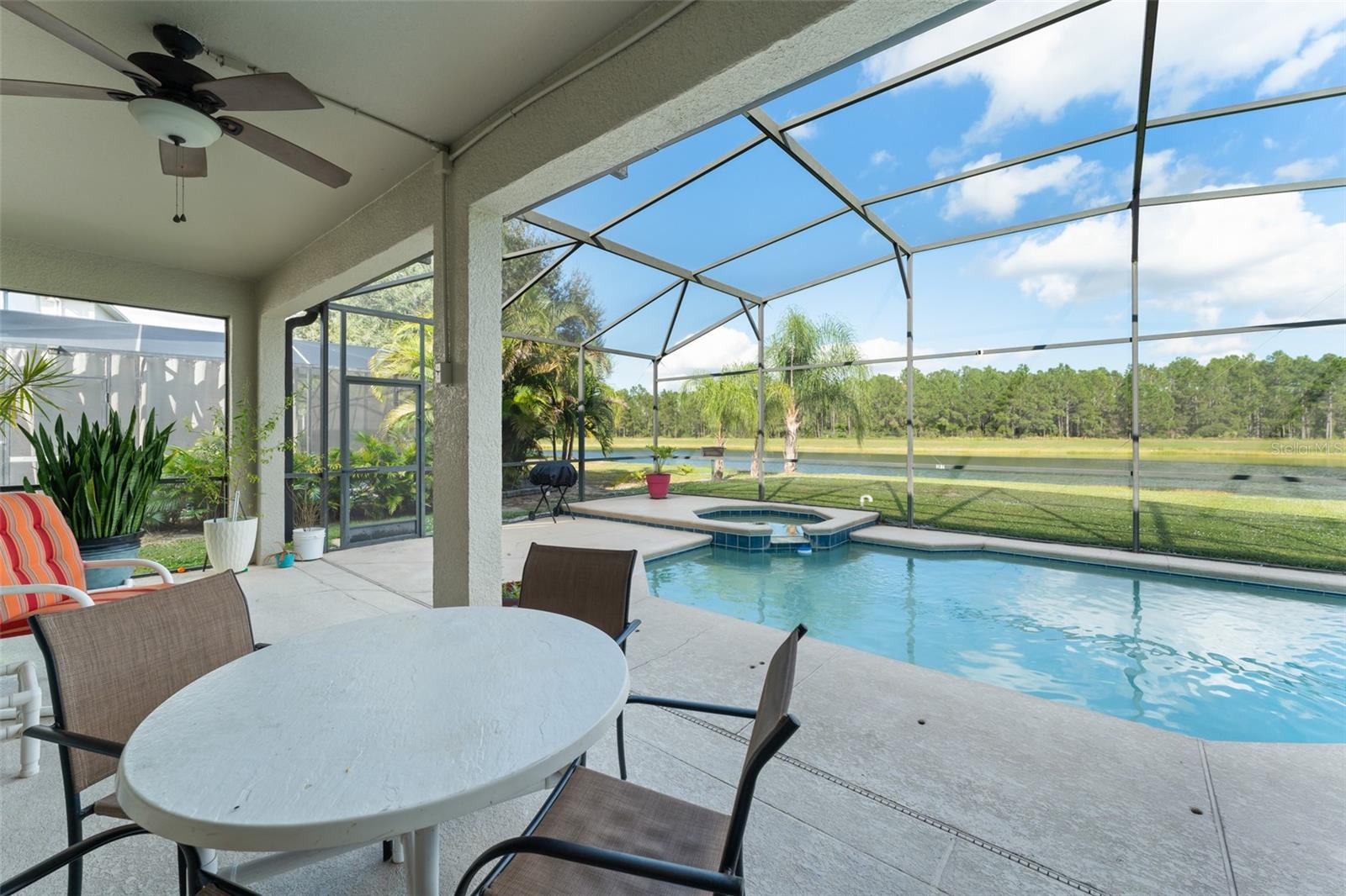 SUNRISE LAKES PH III - Residential