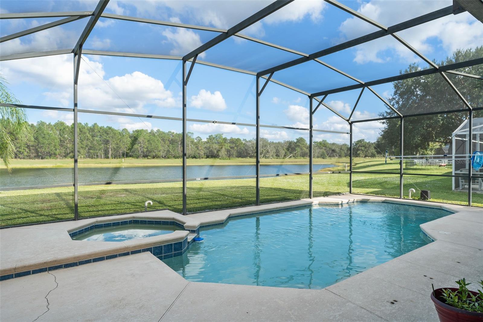 SUNRISE LAKES PH III - Residential