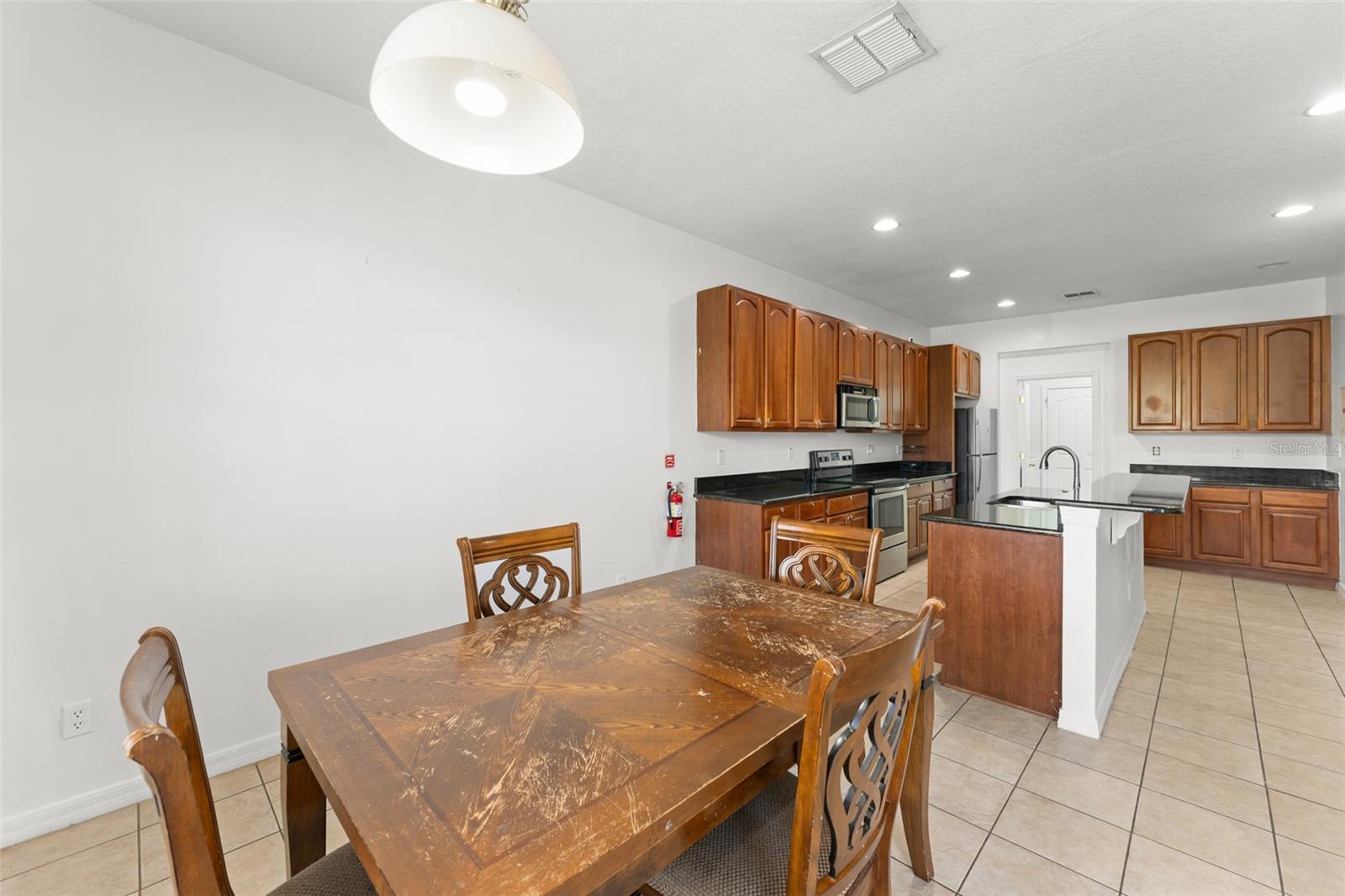 SUNRISE LAKES PH III - Residential