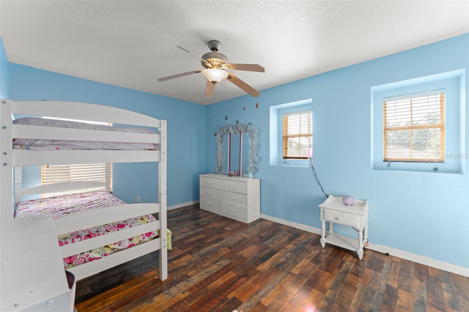 SUNRISE LAKES PH III - Residential