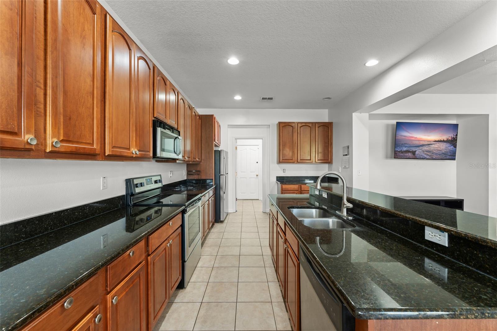 SUNRISE LAKES PH III - Residential