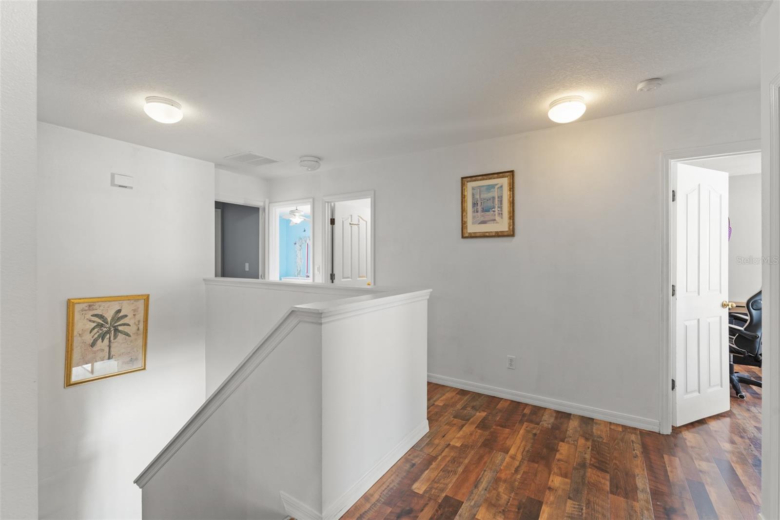 SUNRISE LAKES PH III - Residential