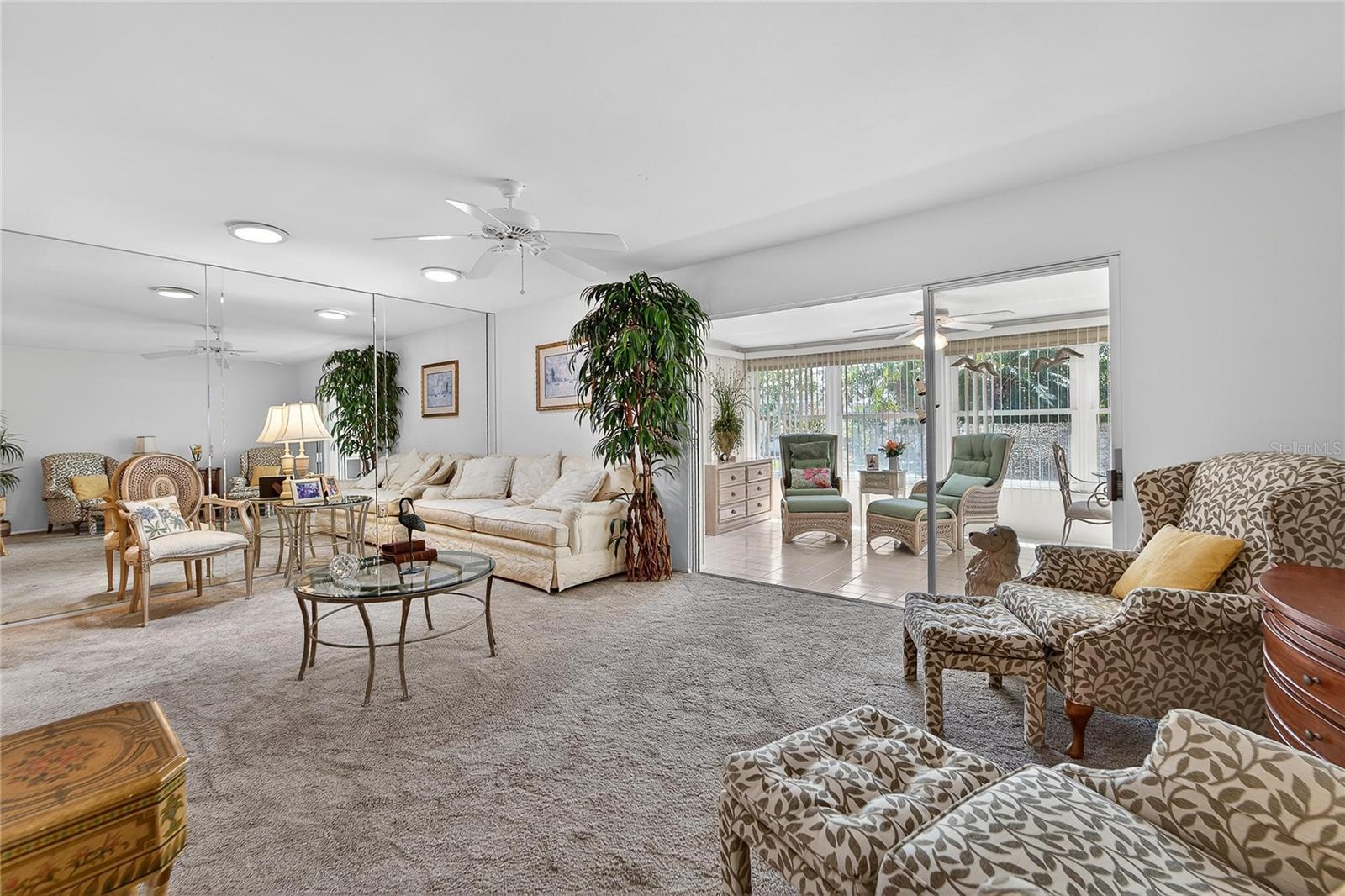 DEL WEBBS SUN CITY FLORIDA UN - Residential