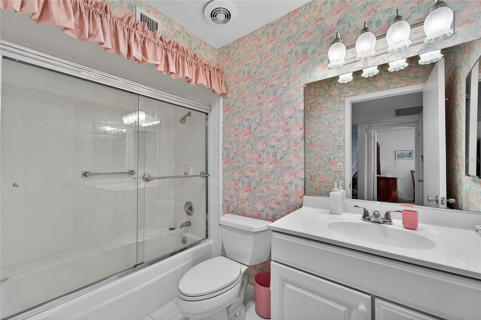 DEL WEBBS SUN CITY FLORIDA UN - Residential