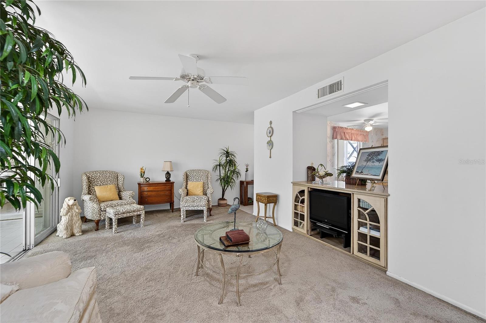 DEL WEBBS SUN CITY FLORIDA UN - Residential