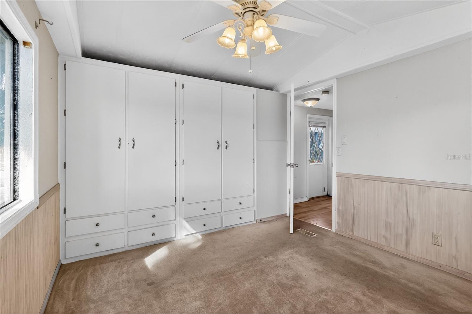 THREE LAKES MHP - Residential