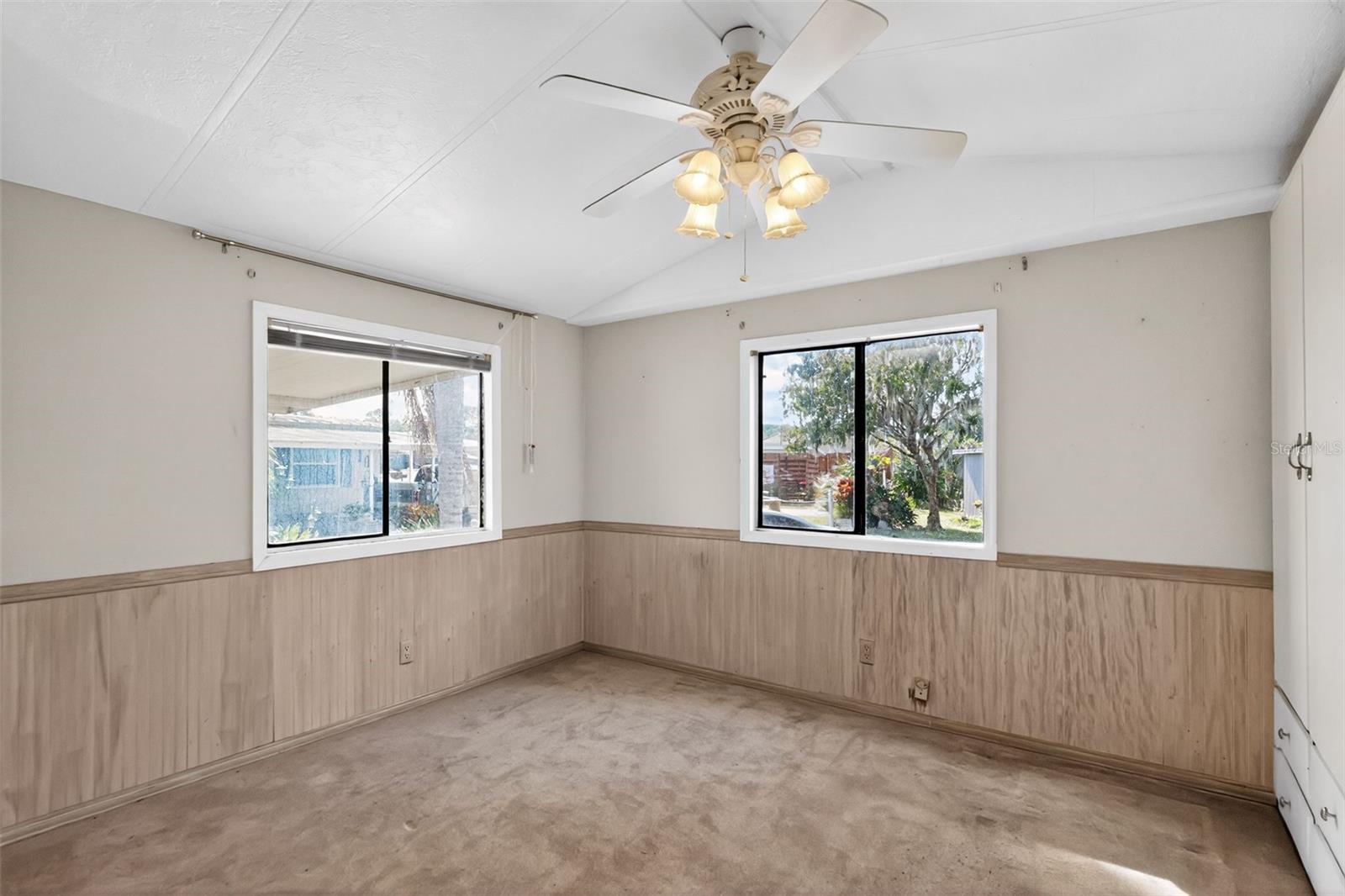 THREE LAKES MHP - Residential