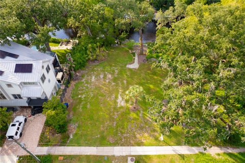Photo of 1214 E Park Cir, Tampa, FL 33604 (MLS # TB8551751)