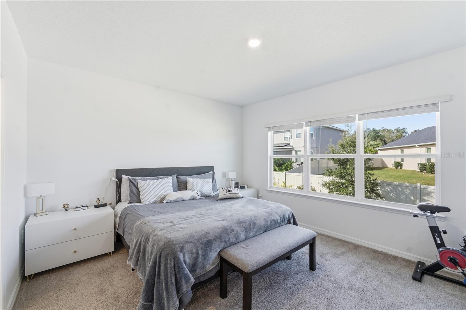 CRESTVIEW - Residential