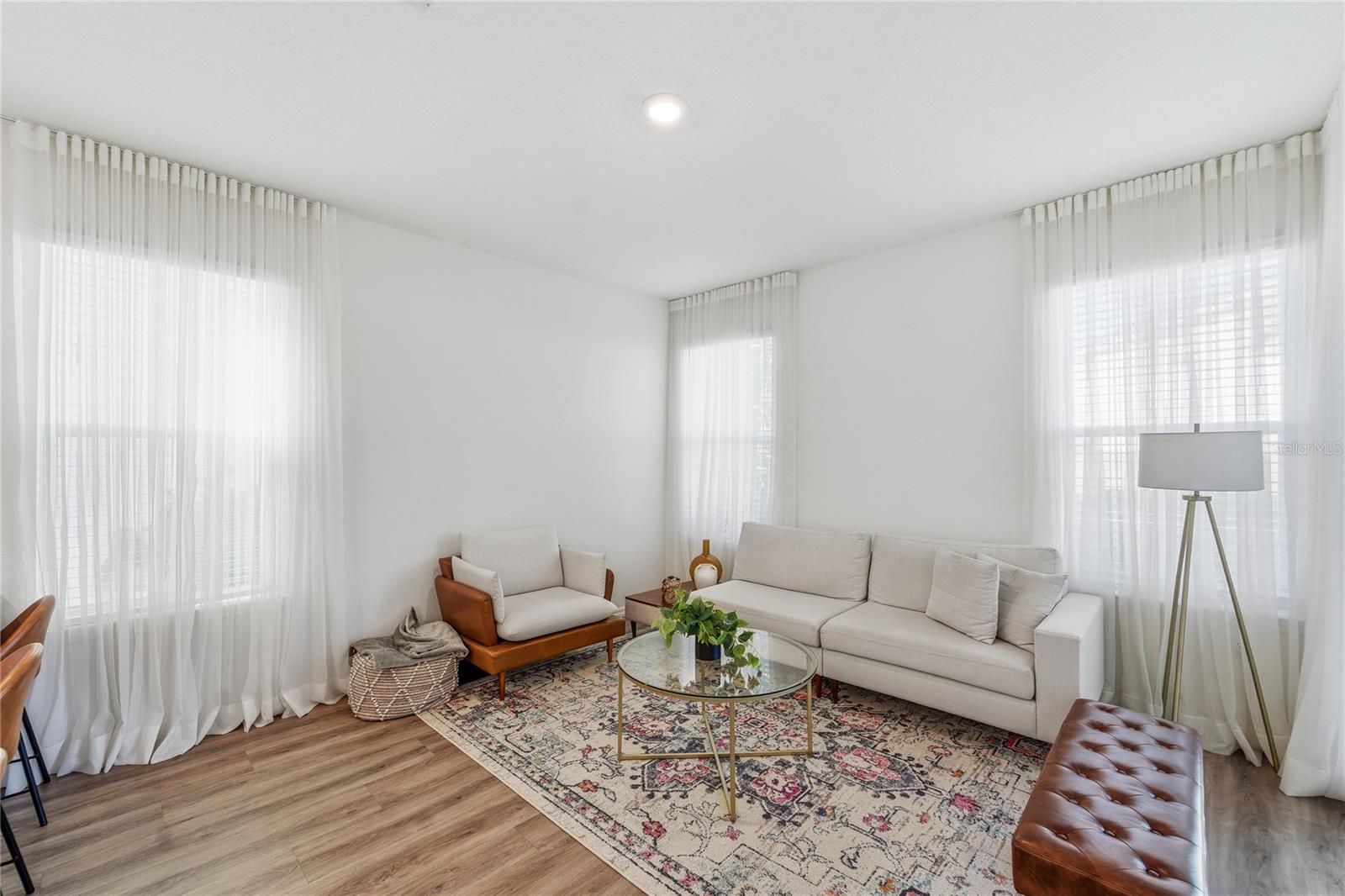 CRESTVIEW - Residential