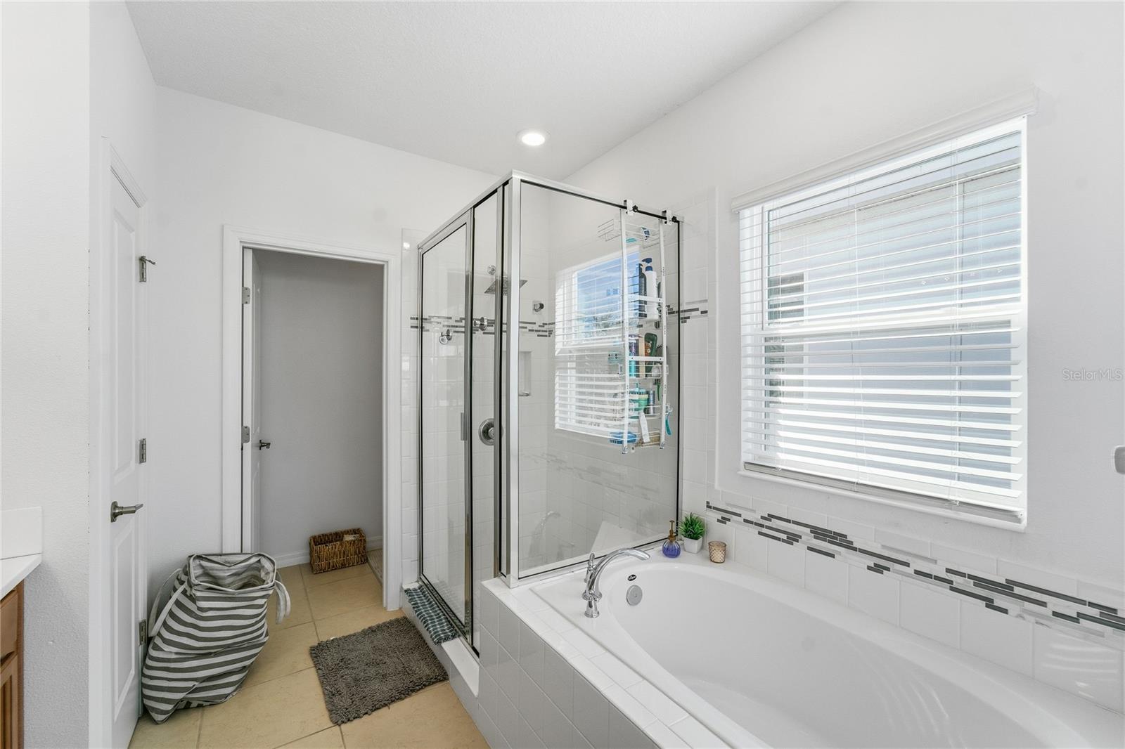 CRESTVIEW - Residential