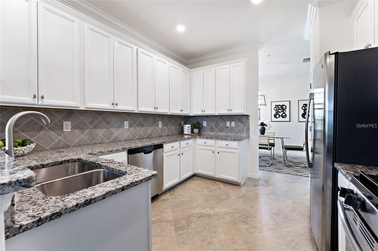 COACH HOMES I AT LWN PH 11 - Residential Lease