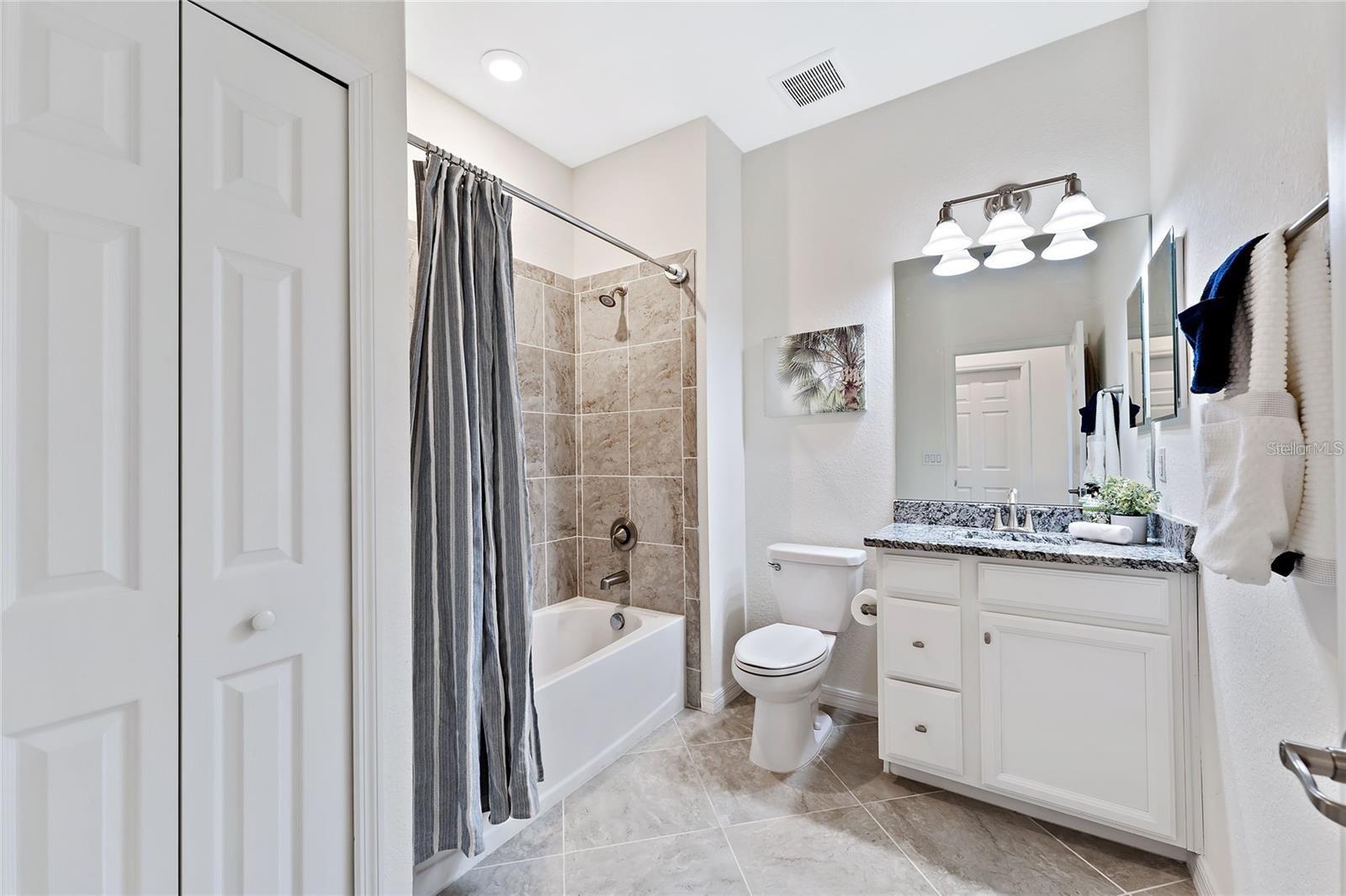 COACH HOMES I AT LWN PH 11 - Residential Lease