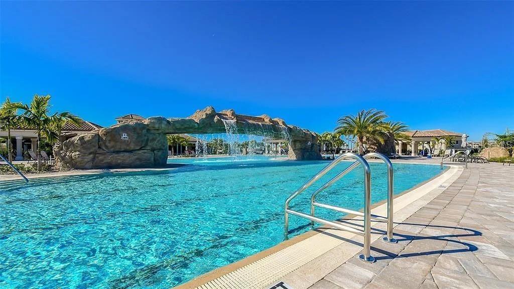 COACH HOMES I AT LWN PH 11 - Residential Lease