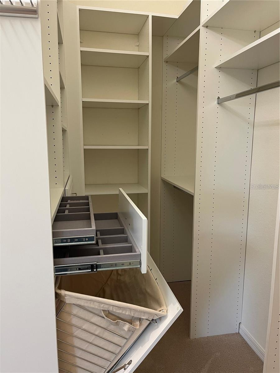 COACH HOMES I AT LWN PH 11 - Residential Lease