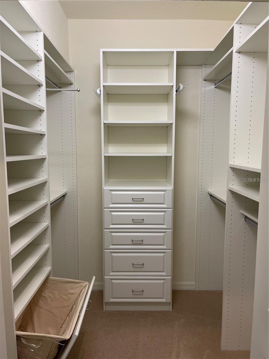 COACH HOMES I AT LWN PH 11 - Residential Lease