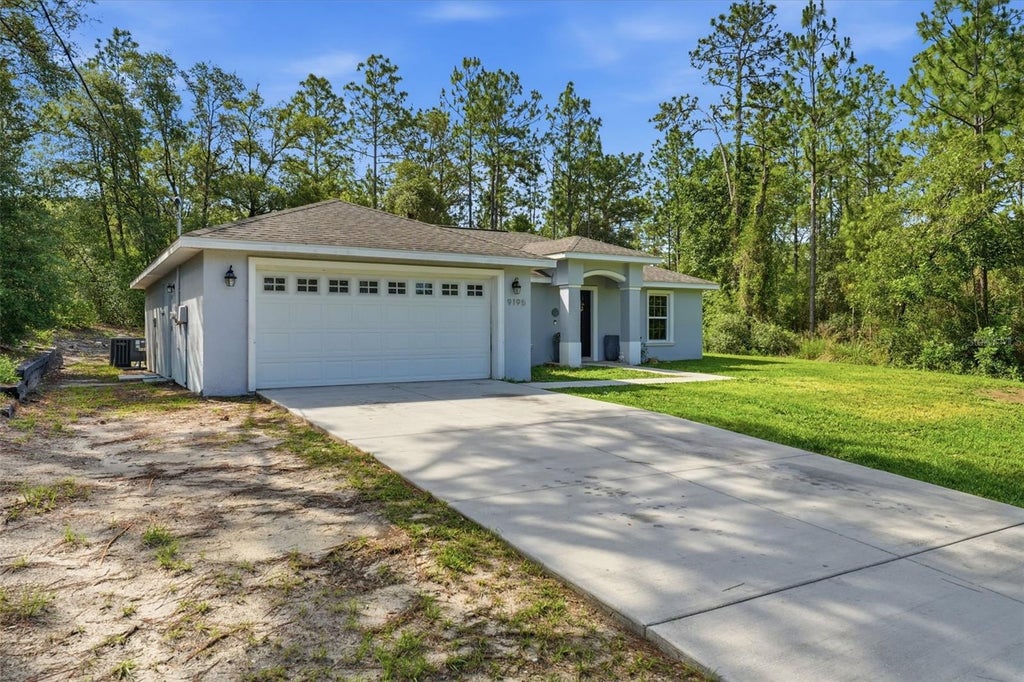 Photo of 9195 N Saponaria Drive, Citrus Springs, FL 34433 (MLS # G5113257)