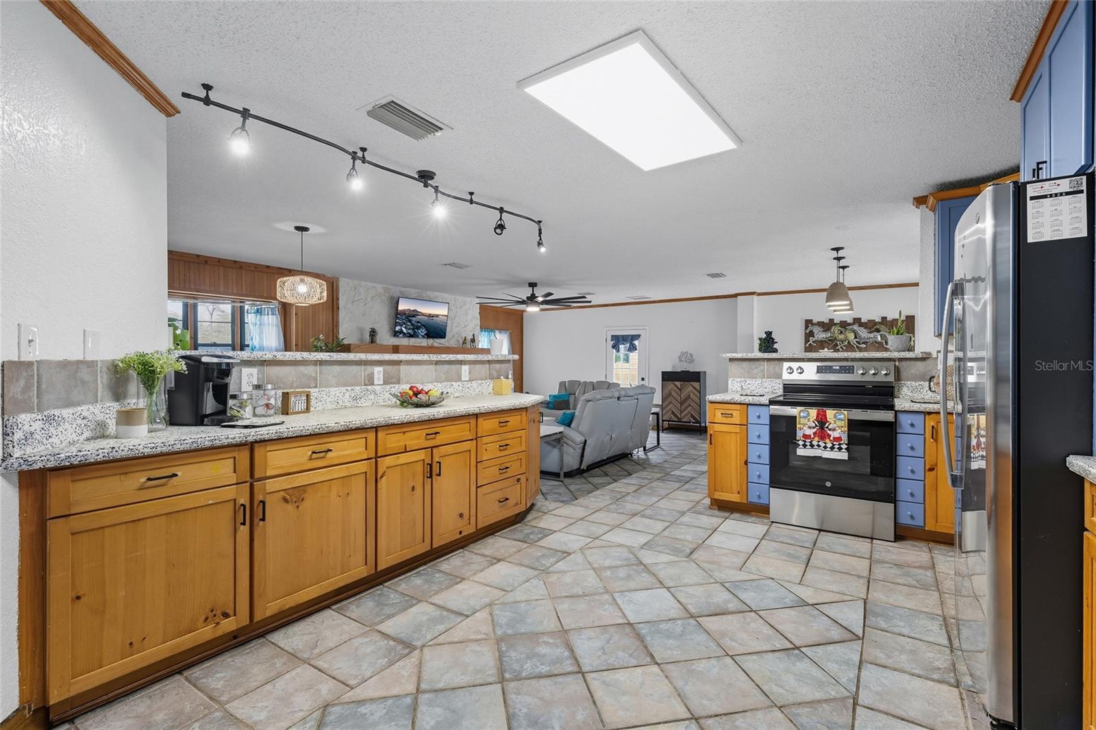 ORANGE BLOSSOM ACRES - Residential
