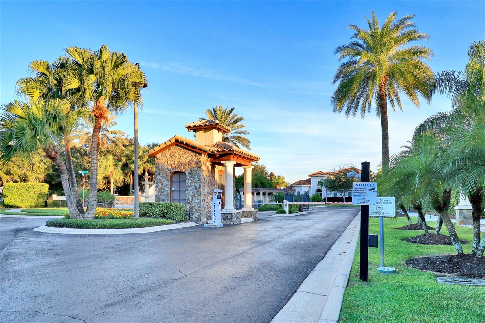 CASA DEL LAGO-REPLAT - Residential Lease