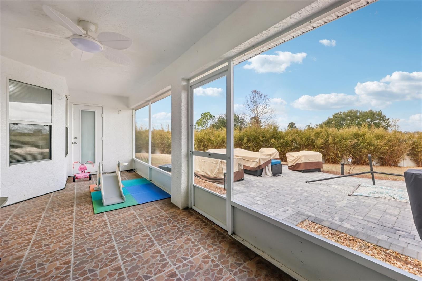 MEADOW GLENN UN 05 - Residential