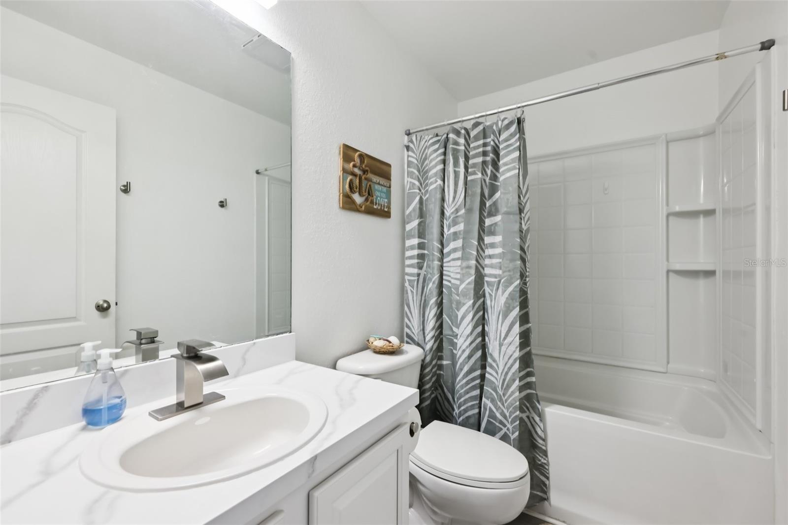 MEADOW GLENN UN 05 - Residential