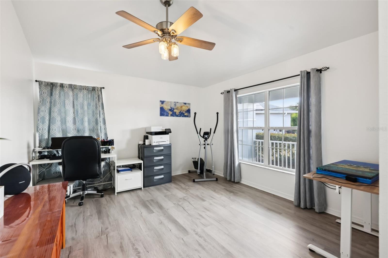 MEADOW GLENN UN 05 - Residential