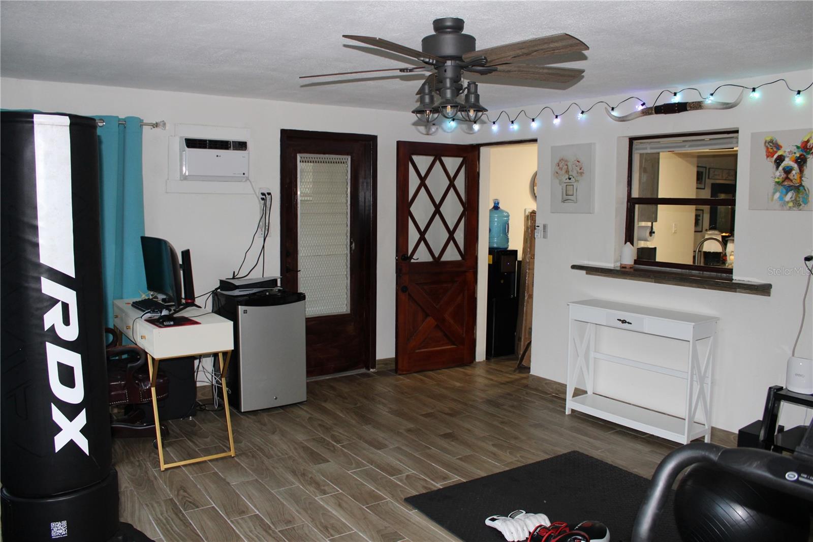 INDIAN ROCKS VILLAGE - Residential