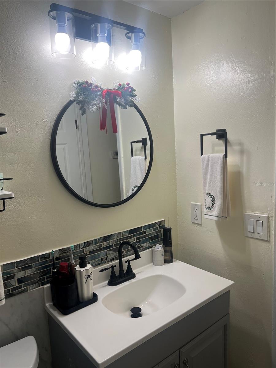 INDIAN ROCKS VILLAGE - Residential