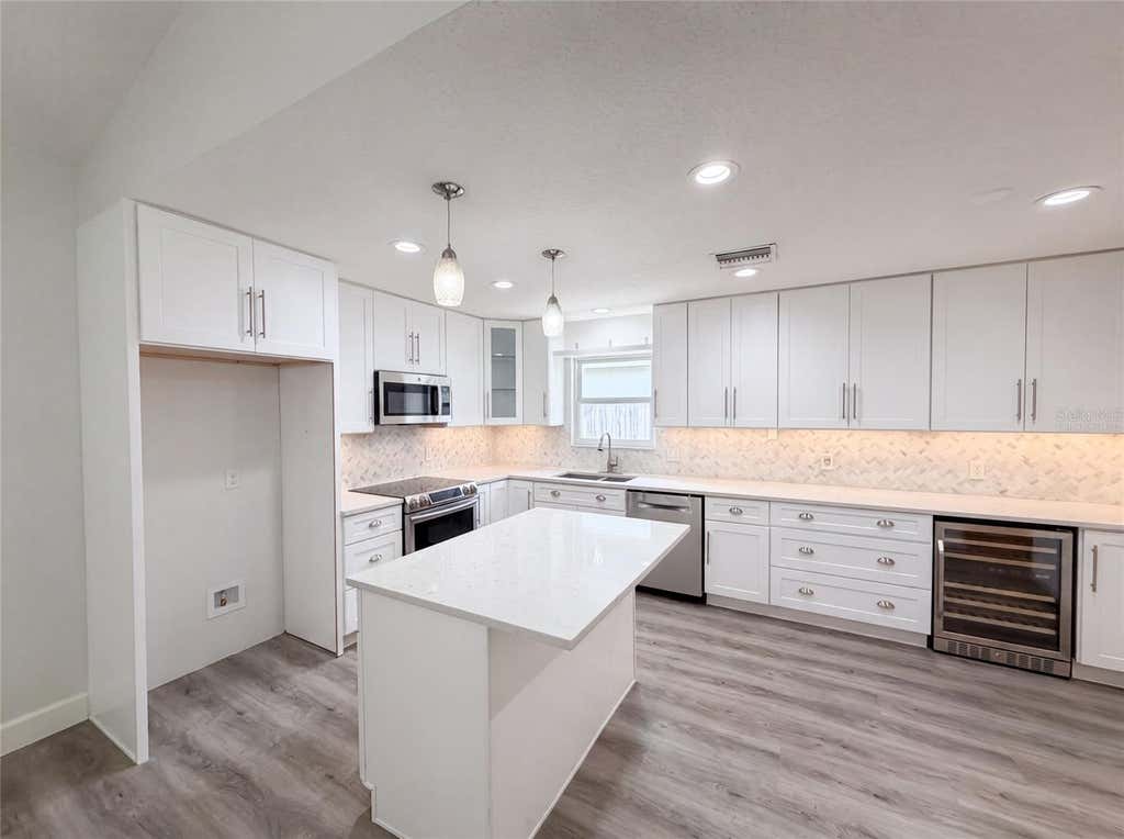 Photo of 1340 Sassafras Avenue, Altamonte Springs, FL 32714 (MLS # O6435751)