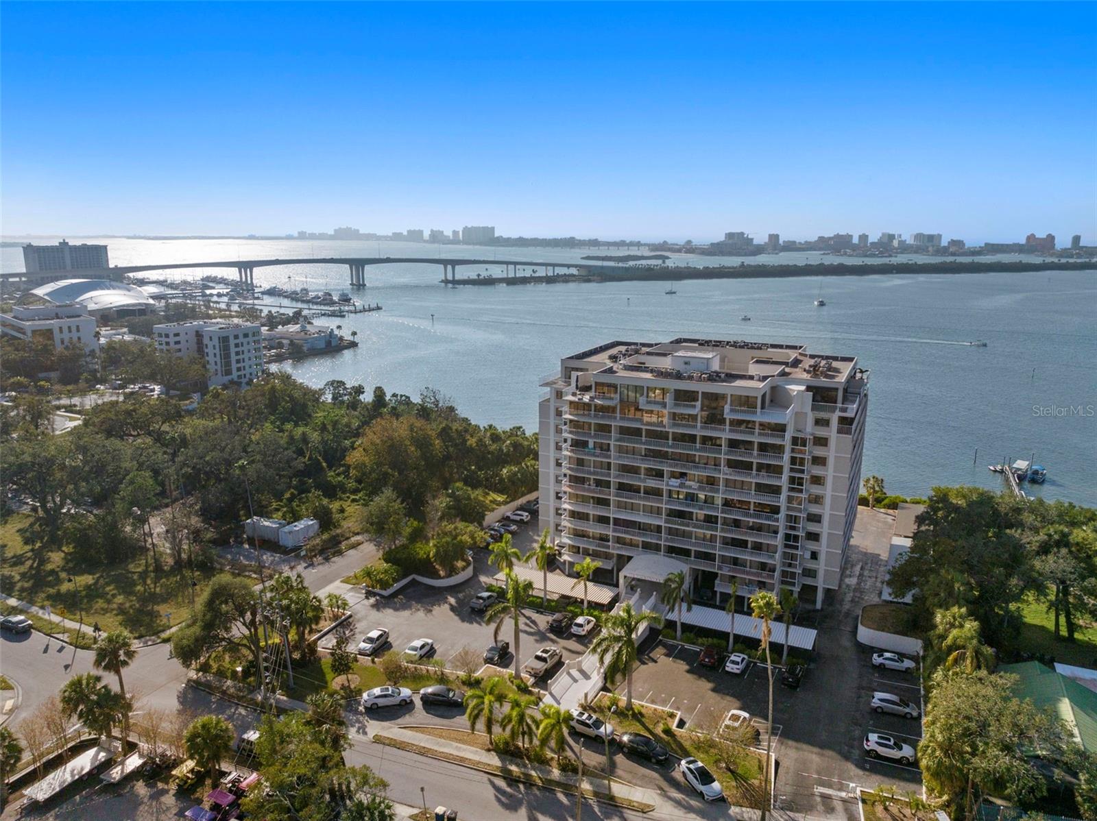 HARBOR BLUFFS WATERFRONT CONDO - Residential
