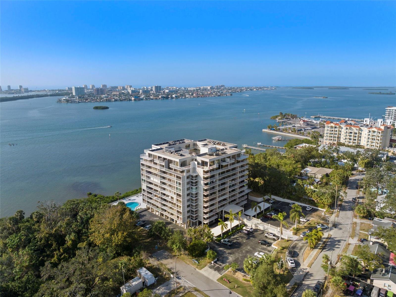 HARBOR BLUFFS WATERFRONT CONDO - Residential