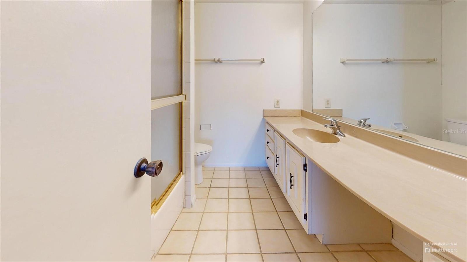 HARBOR BLUFFS WATERFRONT CONDO - Residential