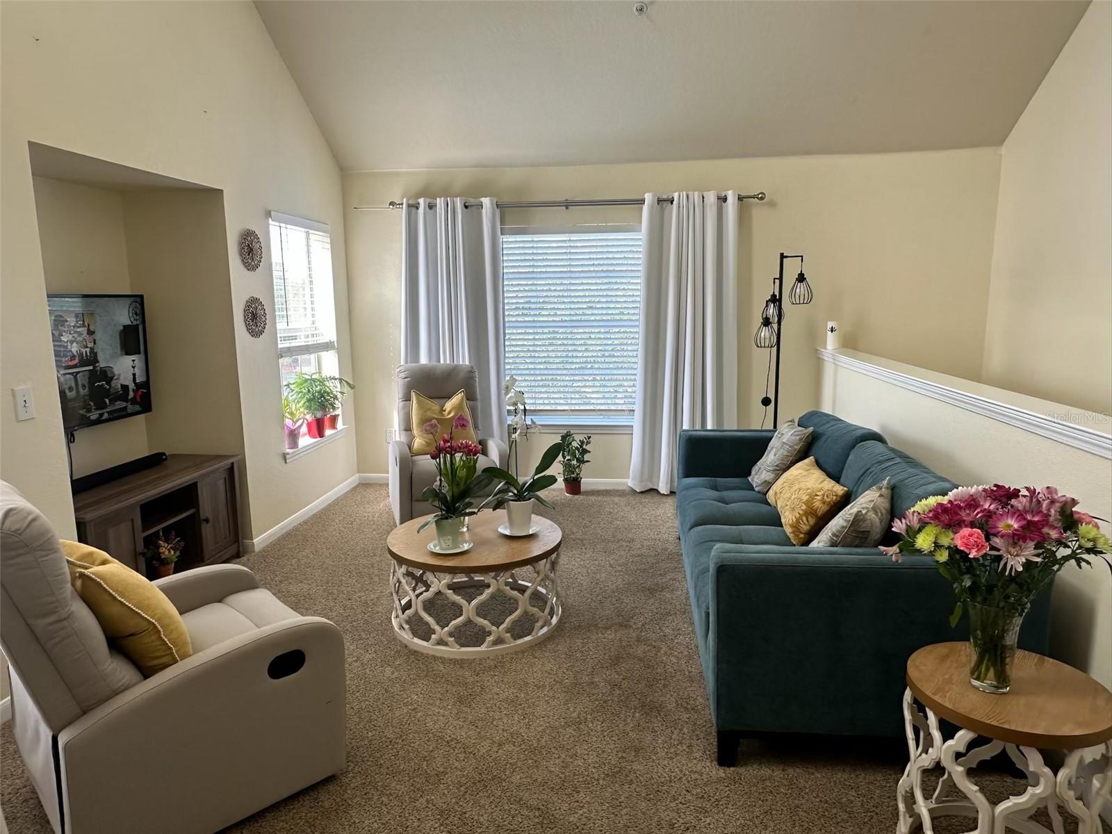 9005 LEE VISTA BOULEVARD 1805
