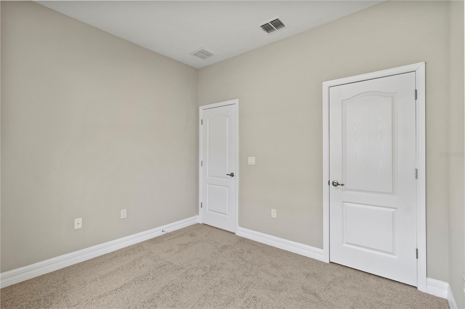 LEESBURG ARBORS LAKE HARRIS - Residential